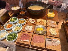 -银米·云南传统过桥米线(双廊黑金冠店)