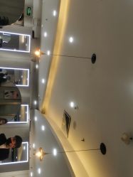 -八佰伴8008星级形象店