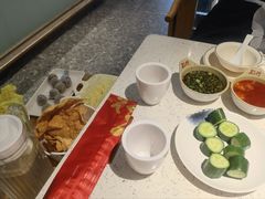-三人行骨头王火锅(长寿店)