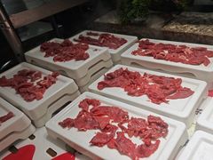 -四囍码头海鲜烧烤自助火锅(外滩南京东路悦荟广场店)