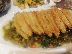 -蔼若春.传承三十年云南菜(金碧公园店)