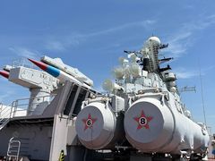 -泰达航母主题公园