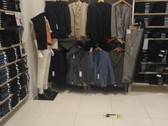 -优衣库(青岛伟东乐客城店)