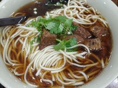 -李先生牛肉面大王(北京站售票厅餐厅)