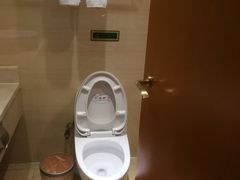 -维也纳酒店(广州南站汉溪长隆地铁站万博地铁站店)