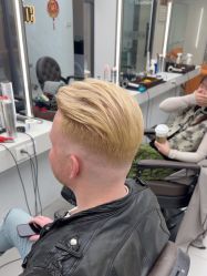 -尤司男士国潮理发馆