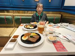 -汤姆家的牛排意面披萨(新城市广场店)