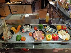 -月色西餐厅·海鲜刺身·烧烤(科学城保利郡雅酒店)