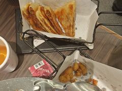 -胖哥俩肉蟹煲(湖滨银泰in77店)