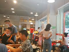 -李双猪·小龙虾·烧烤·羊肉煲(乐山店)