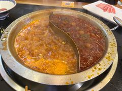 -沸炉重庆老火锅(军事博物馆店)