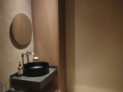 -灸春堂·艾灸·痛症·整脊连锁(之江银泰店)
