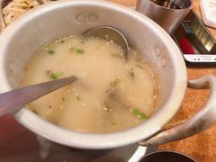 老妈特制牛尾汤-蒜香焼肉PURUSHIN(马场路店)