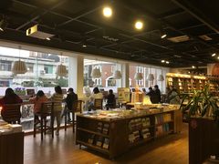 -新华书店(解放路店)