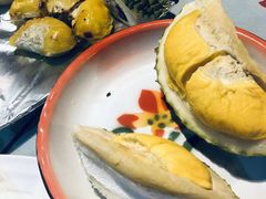 碳烤榴莲-辉记炭烧海鲜大排档·老字号(福田店)