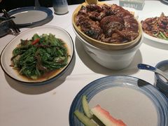 -八府香鸭·啫啫煲(华山路店)