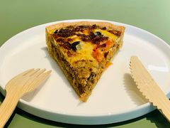 吞拿鱼咸派-山下C5cafe(惠通时代广场店)