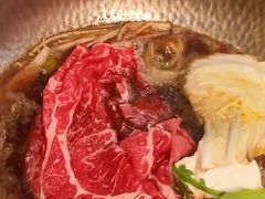 -牛YO寿喜烧·铁板烧和牛火锅自助(市府恒隆店)