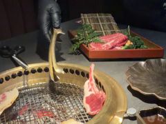 -铭牛烧肉·和牛海鲜自助(高新月牙湖店)