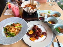 -穹六人间 people 6(岳阳路店)