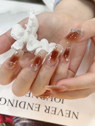 -UMl Nail 尤米美甲美睫半永久