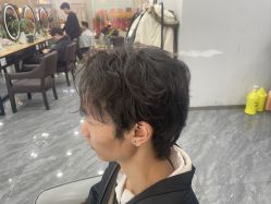 -藤野造型烫染·漂发
