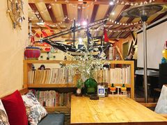 -月亮眼花园餐厅书吧酒吧