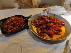 -巴厘龙虾·榜首油焖大虾(音乐学院·沿江酒馆店)
