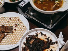 -洈水谣 · 地道荆州松滋菜(菱角湖公园店)