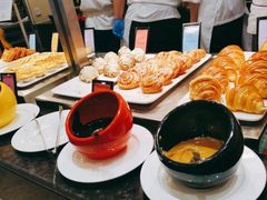 -亚龙湾希尔顿自助餐厅·海鲜·烧烤·沙滩BBQ·现场乐队