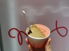 草莓百香果-Dip in Gelato(富民路店)