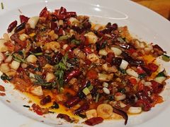 -老滇山寨•云南特色菜•地方菜•民族风情歌舞表演(金碧店)