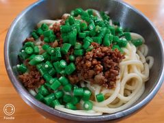 素椒杂酱面-左撇子私房面