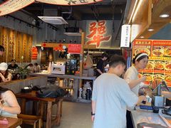 -李犟大爆鳝面·手工蟹黄包(湖滨西湖店)