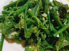 -海拉尔碳烤羊腿烤鸽子(吕营店)