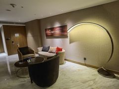 -上海滴水湖皇冠假日酒店