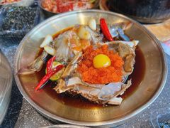-草家酱蟹炭火烤肉店(珲春南路二店)