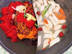 -鸿姐老火锅(疁城新天地店)