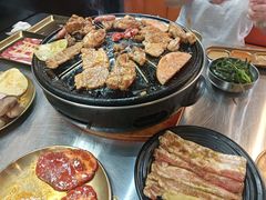 -胡悦里韩式烤肉(芝罘万达广场店)