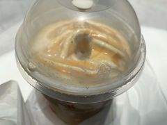 现磨牛奶雪顶咖啡-肯德基(嘉善路地铁站店)