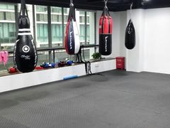 -FIGHTMAN格斗俱乐部(长宁临空店)