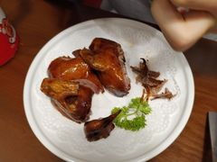 -宴小馆·小海鲜青岛菜(五四广场店)