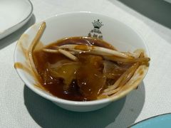 -鱼翅楼·津派砂锅鱼翅(水上公园店)