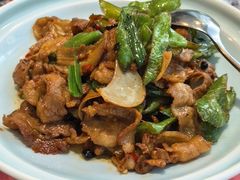 辣椒炒肉-味+新京宴·烤鸭·北京菜(创意谷店)