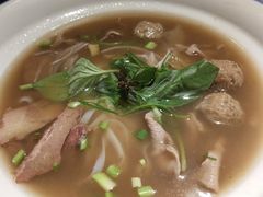 越南火车头汤河粉-阮氏娘·越南料理(双子塔店)