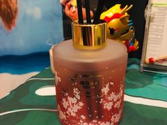 -名创优品(北京新中关购物中心地铁层店)
