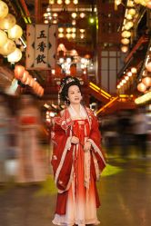 -支流映画摄影·汉服妆造跟拍(本宫来了银泰店)