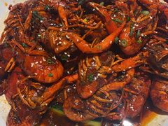 -郑东靓靓虾馆·金牌油焖大虾(天泽街店)