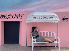 -Blue Concept Cafe&Farm·關於藍