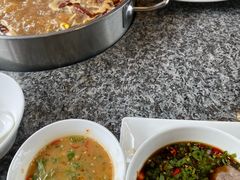 -辉哥火锅(虹桥路店)